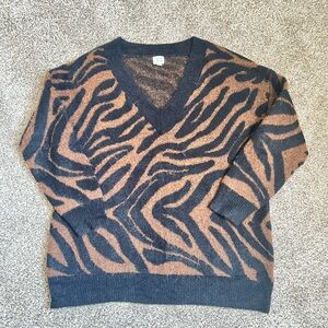 Payton Jensen Chic V-Neck Sweater in Black and Brown size L